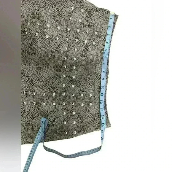 Bar III snake skin mini skirt; size medium - Picture 5 of 6